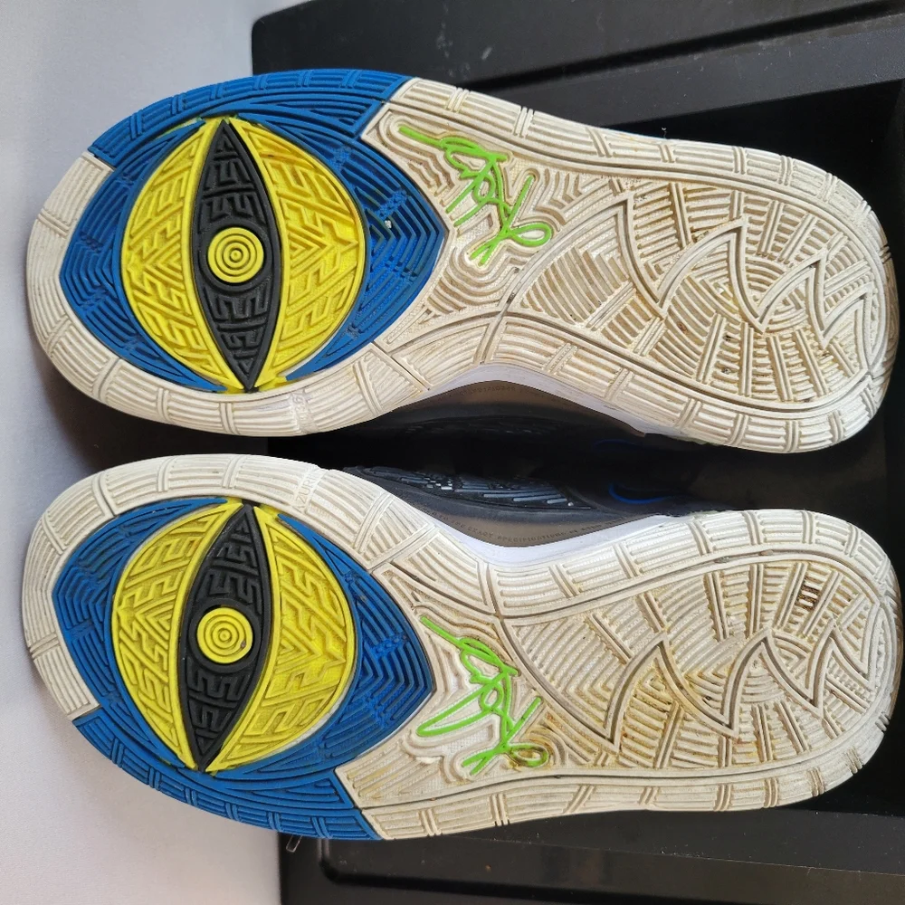 Nike Kyrie 6 Shutter Shades BQ5599-004‎ Basketball Sneaker Y 5